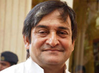 Mahesh  Manjrekar
