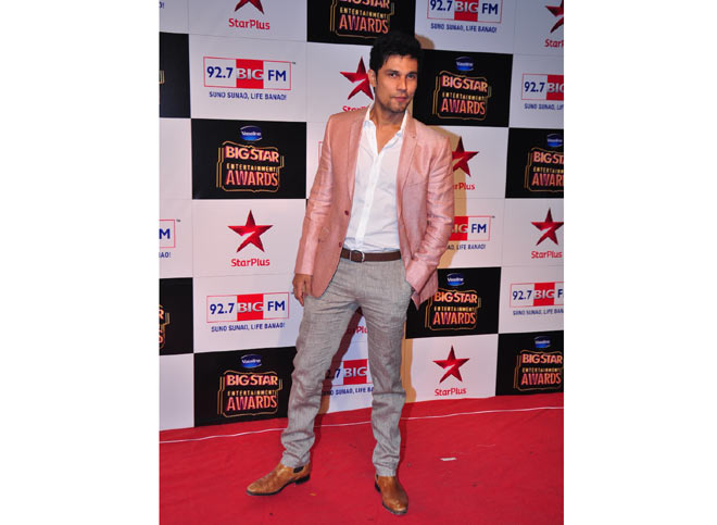 Randeep Hooda at the BIG Star Entertainment Awards